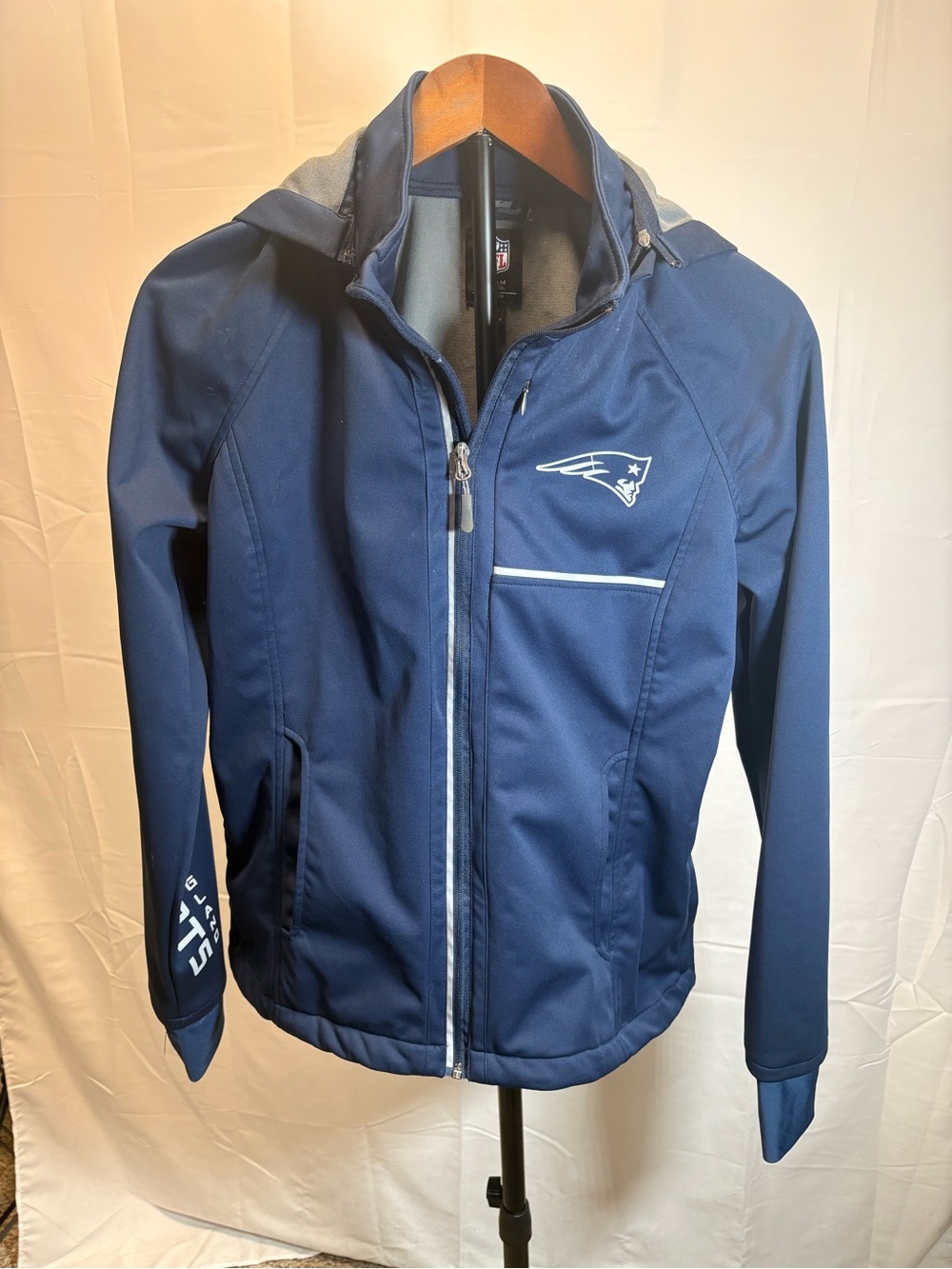NFL Women's Navy Blue New England Patriots Utility Jacket